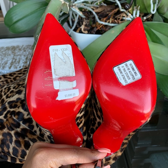❌SOLD❌Christian Louboutin Botta animal print boot - Picture 8 of 8